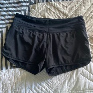 Women’s Lululemon athletic shorts